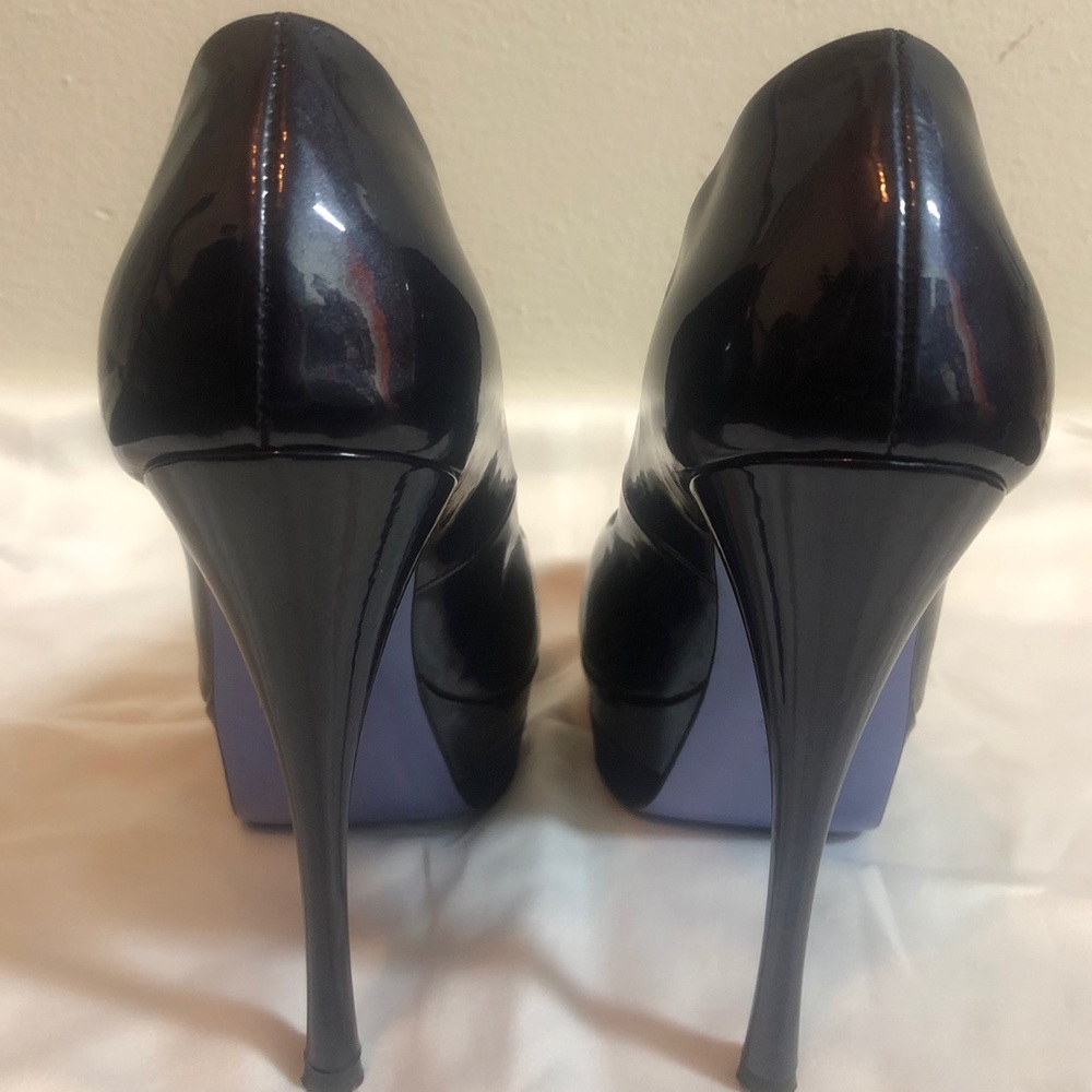 Versace shoes - Picture 5 of 8